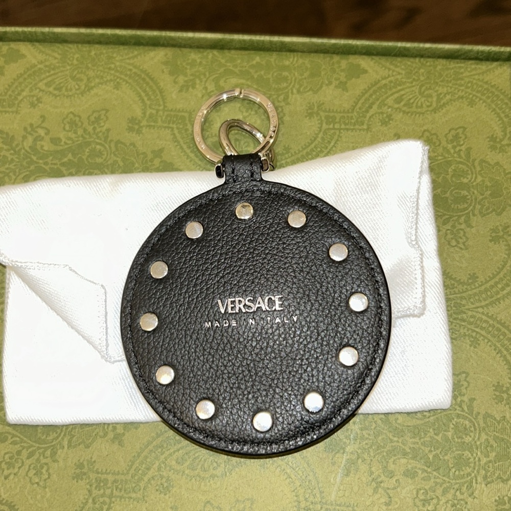 Versace key ring - Picture 2 of 5